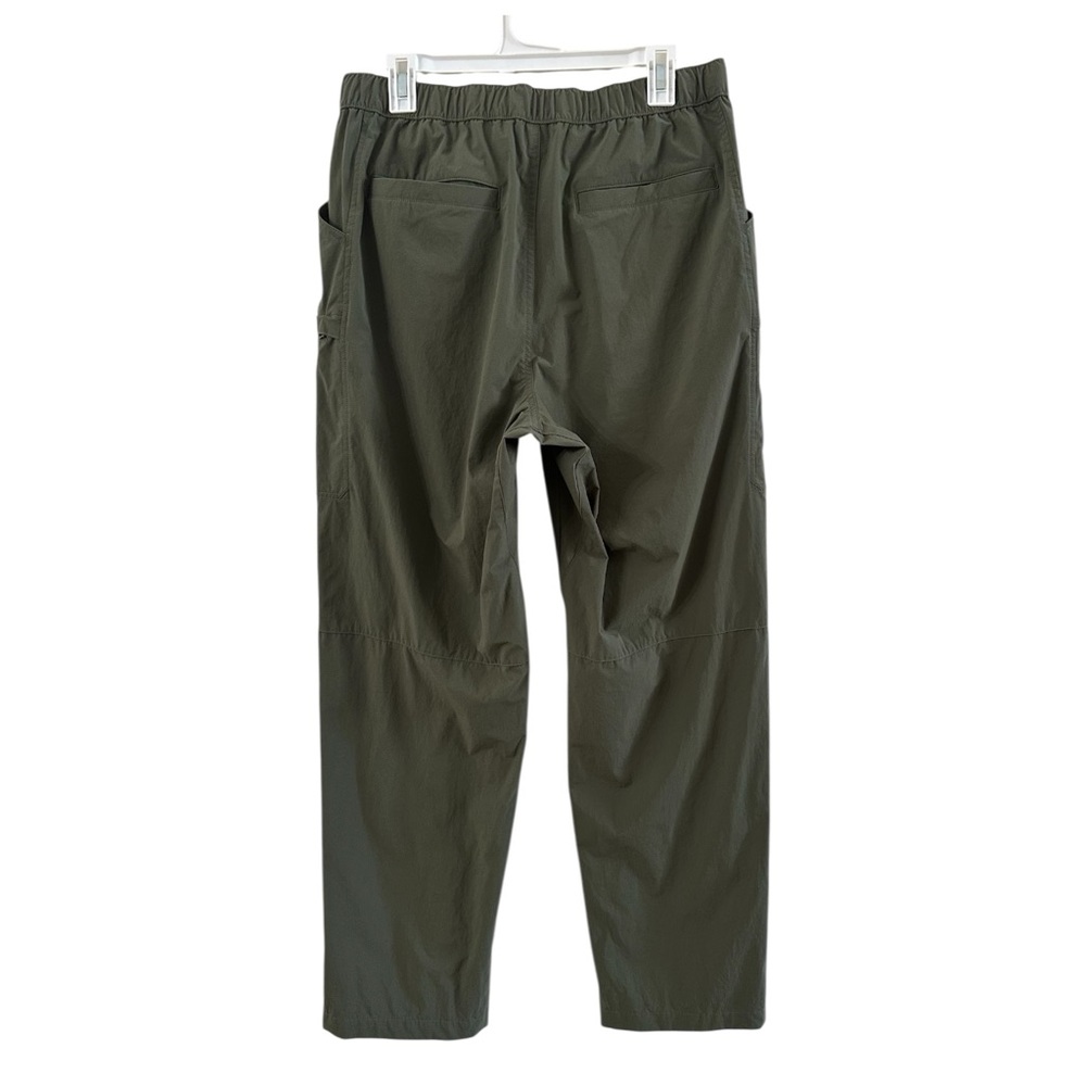 Uniqlo Olive Green Cargo Straight Leg Nylon Pants size Large (33-36”) - Picture 3 of 10
